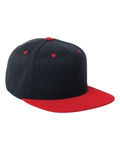 Flexfit 110FT - Fitted Classic Two-Tone Cap Black/Red