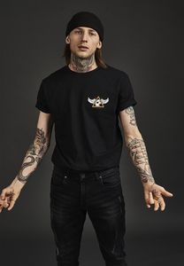 Famous FA031 - Boxenstopp-Tee