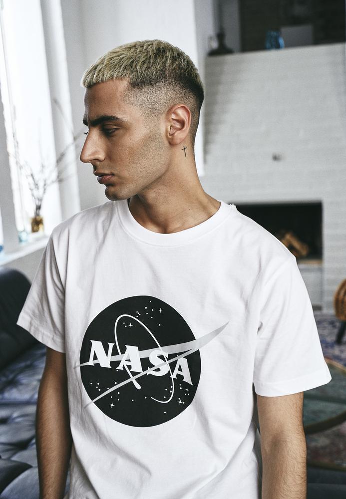 Mister Tee MT1195 - T-shirt insigne noir et blanc NASA